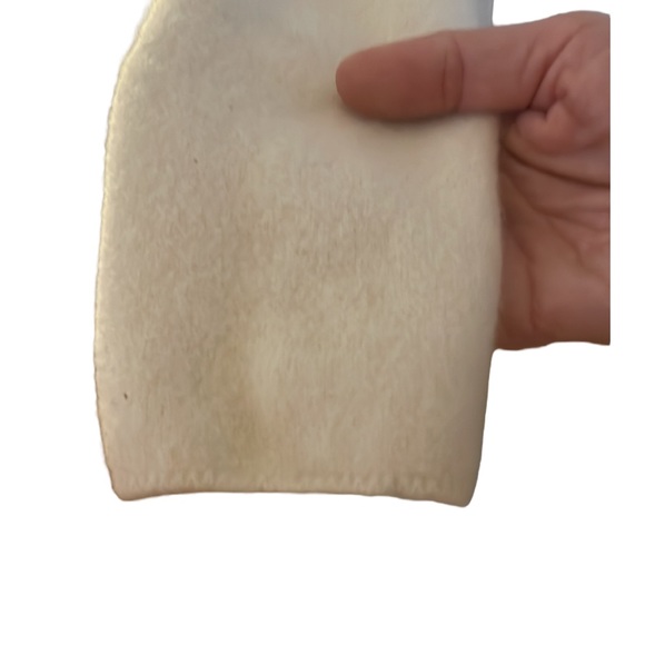 Armani Collezioni cream turtleneck sweater - Picture 5 of 6